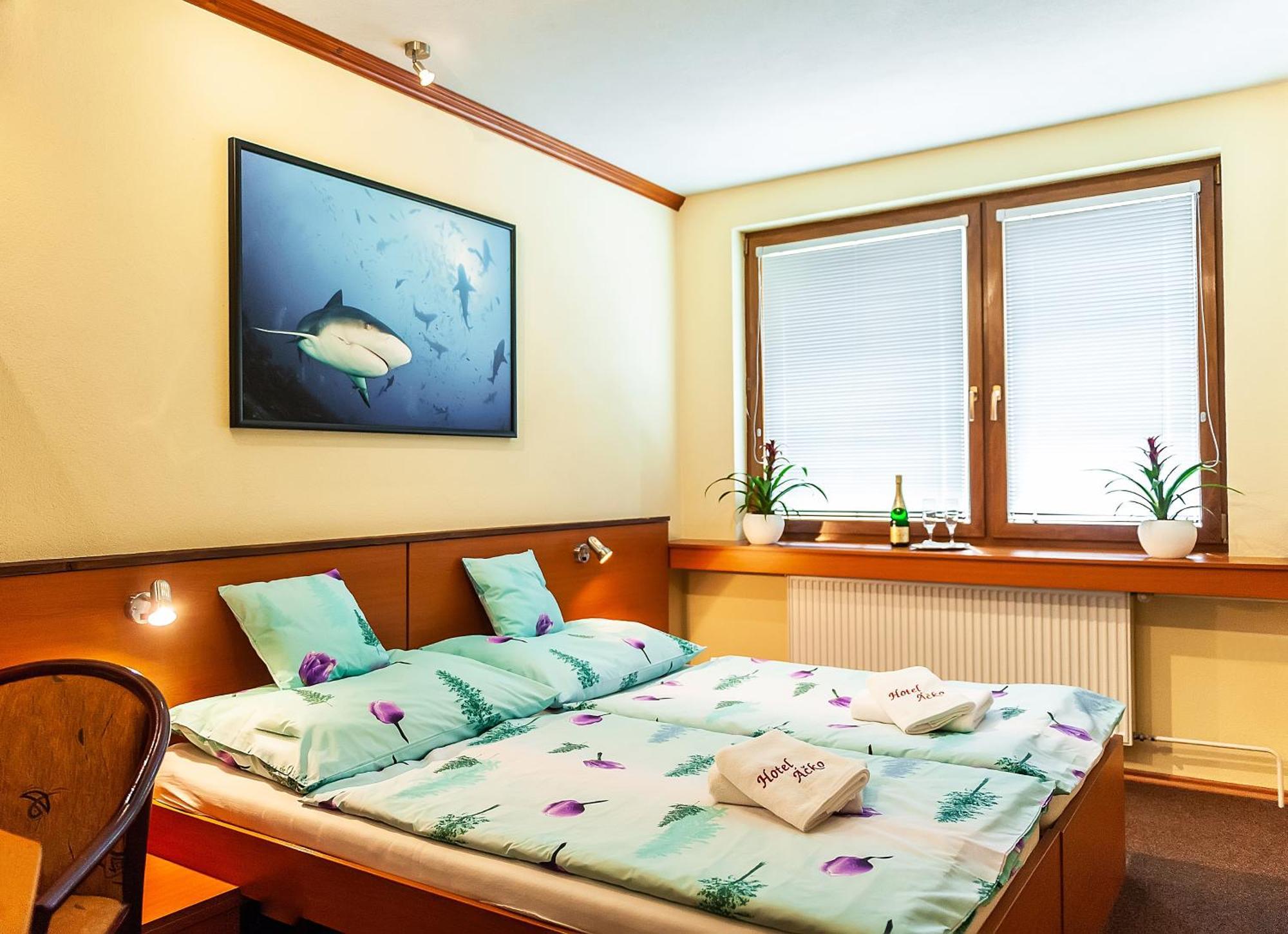 Hotel Acko 루좀베로크 외부 사진